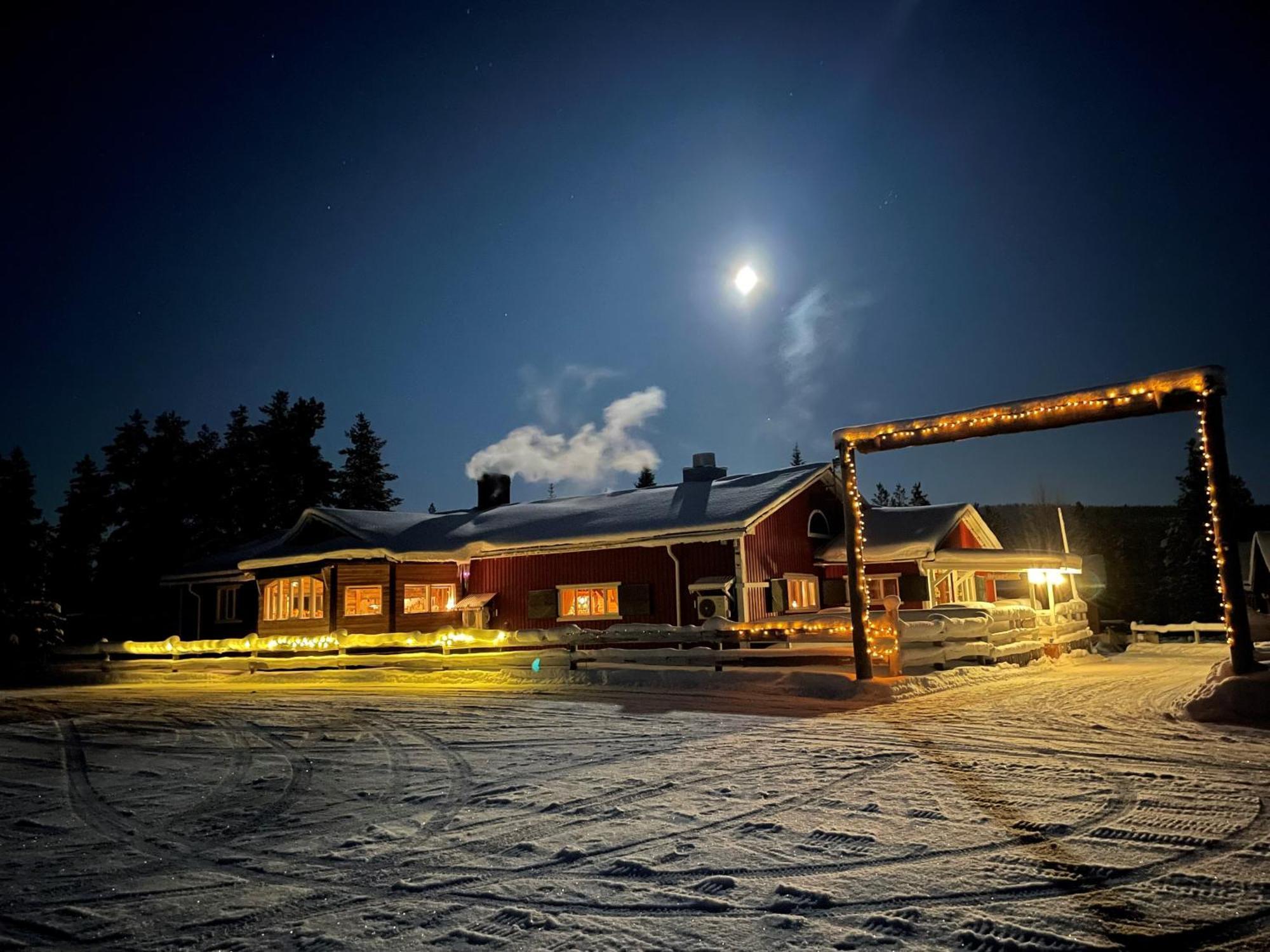 Skogen-Lodge Koskullskulle Eksteriør bilde